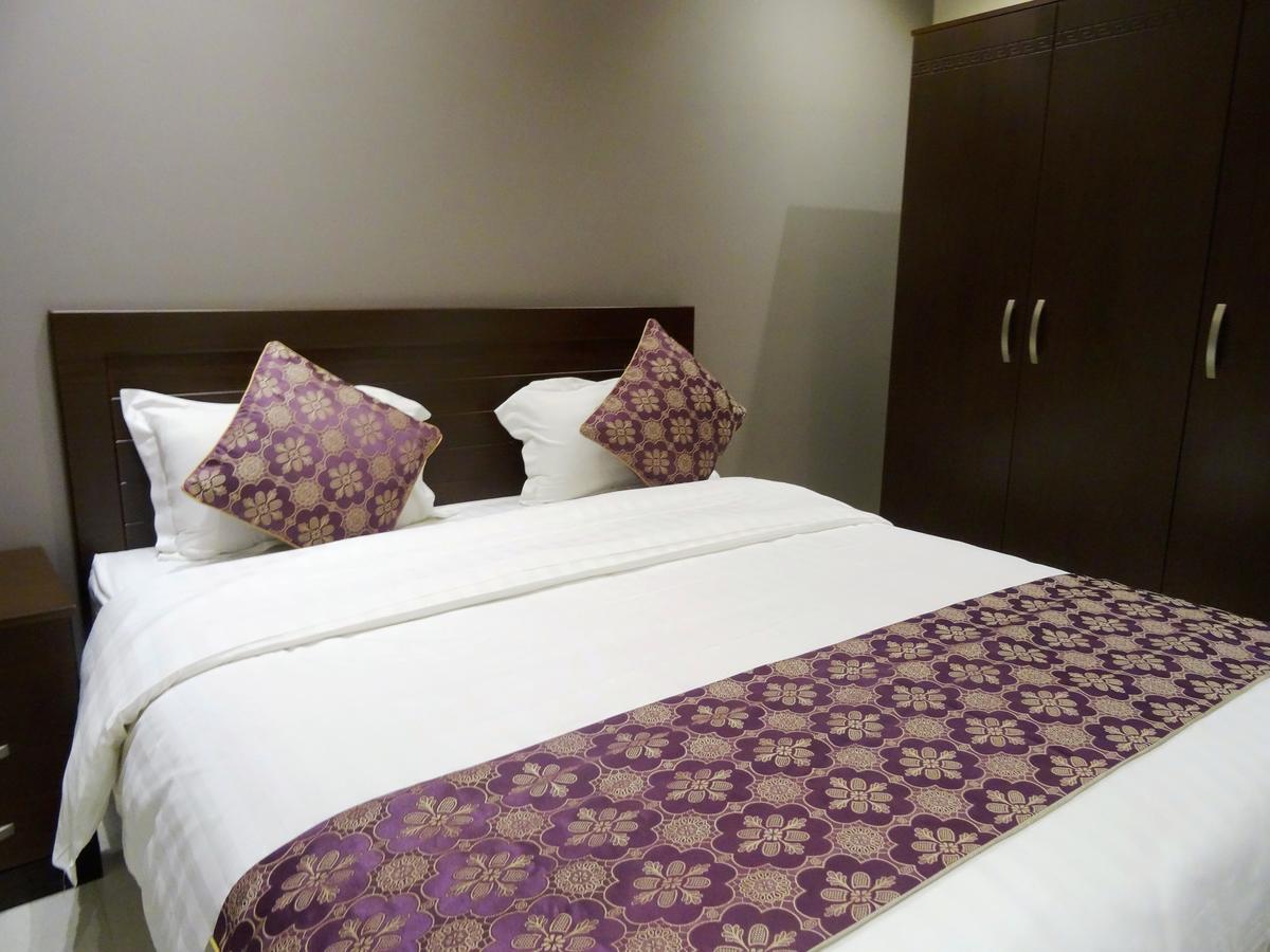 Dar Hashim Hotel Suites - Al Sahafa Riyadh Bagian luar foto