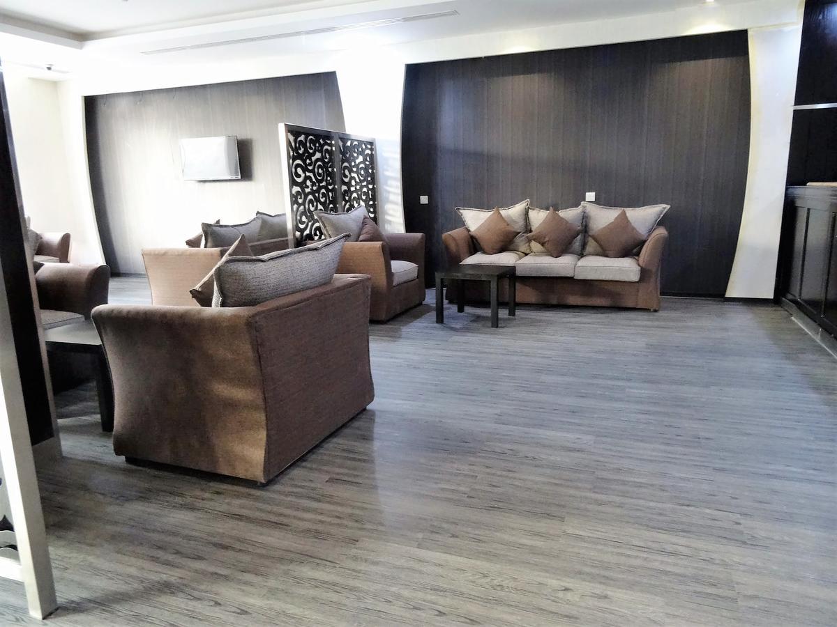 Dar Hashim Hotel Suites - Al Sahafa Riyadh Bagian luar foto